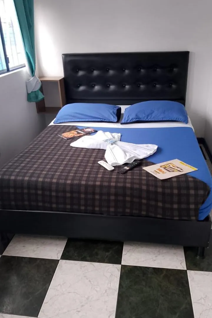 Airport Azul Hotel Bogota Guest house